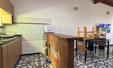 Casa en venta de 2 dormitorios c/ cochera en Roldán