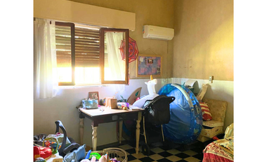 Casa 3 dormitorios, calle Malvinas Argentinas, Pueblo Liebig.