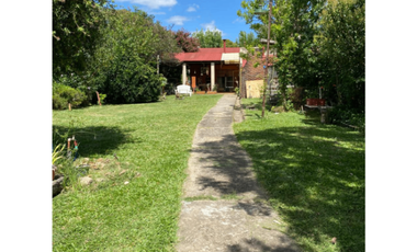Casa 3 dormitorios, calle Malvinas Argentinas, Pueblo Liebig.