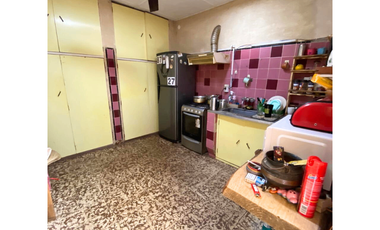 Casa 3 dormitorios, calle Malvinas Argentinas, Pueblo Liebig.