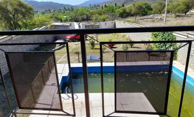 Casa en venta de 2 dormitorios c/ cochera en La Puerta