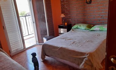 Casa en venta de 2 dormitorios c/ cochera en La Puerta