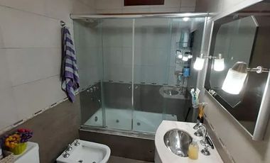 Casa en venta de 3 dormitorios c/ cochera en San Justo