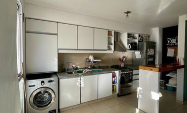 Venta Lomas de Zamora Excelente Departamento de 2 Dormitorios c/ cochera