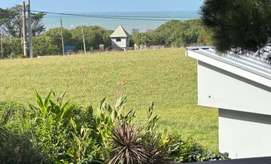 Casa en Lote de 900 m² en Luna Roja Chapadmalal, Inmejorable Ubicación