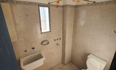 Venta de casa de 2 dormitorios c/ cochera en Villa Cura Brochero K036CB