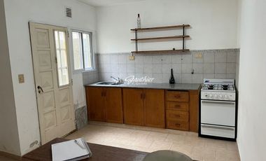 Dúplex en venta de 2 dormitorios c/ cochera en Campana