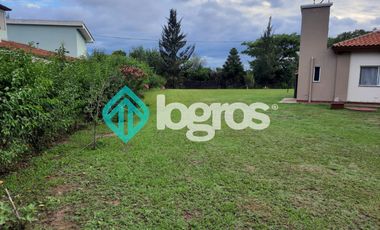 Casa en venta en barrio privado Santa Apolonia - Cerrillos