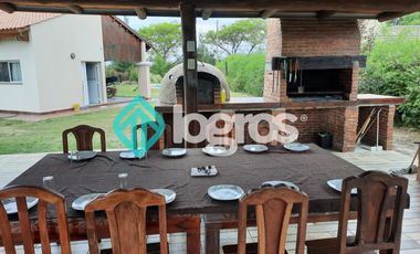 Casa en venta en barrio privado Santa Apolonia - Cerrillos