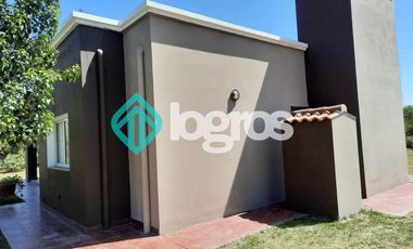 Casa en venta en barrio privado Santa Apolonia - Cerrillos