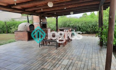 Casa en venta en barrio privado Santa Apolonia - Cerrillos