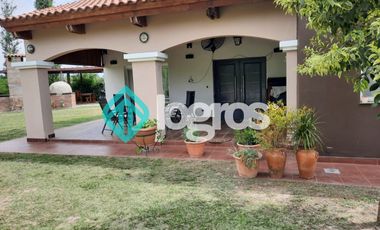 Casa en venta en barrio privado Santa Apolonia - Cerrillos