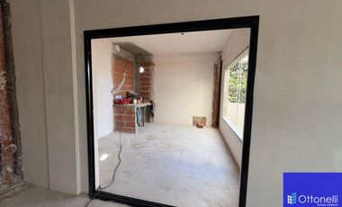 Departamento en venta de 2 dormitorios c/ cochera en Costa Azul