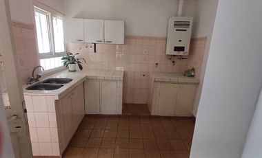 Casa en venta de 2 dormitorios c/ cochera en Lujan