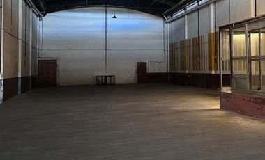 Depósito en alquiler  ubicado en Almirante Brown