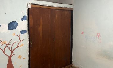 Casa en venta de 4 dormitorios c/ cochera en Avellaneda Y Tula