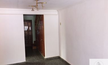 Dúplex en venta de 3 dormitorios, baño en suit c/ cochera en Centenario