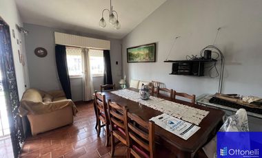 Casa en venta de 2 dormitorios c/ cochera en Costa Azul