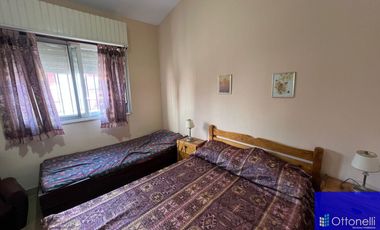 Casa en venta de 2 dormitorios c/ cochera en Costa Azul