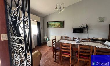 Casa en venta de 2 dormitorios c/ cochera en Costa Azul