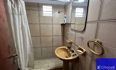 Casa en venta de 2 dormitorios c/ cochera en Costa Azul