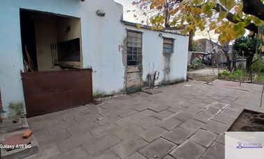Casa en venta de 2 dormitorios c/ cochera en 9 de Julio