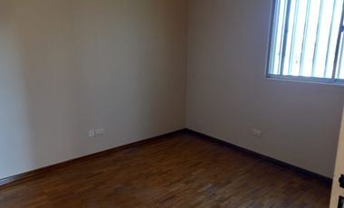 EUSKADI ALQUILA EXCELENTE DEPTO SOBRE AV. MITRE - ARS 670000