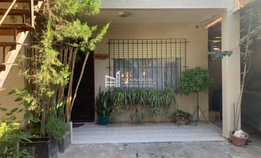 Casa en venta de 7 dormitorios c/ cochera en Garín