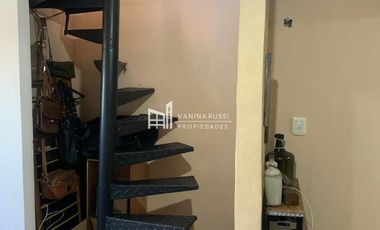 Casa en venta de 7 dormitorios c/ cochera en Garín