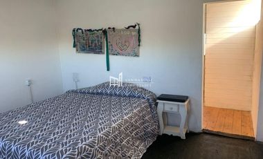 Casa en venta de 7 dormitorios c/ cochera en Garín