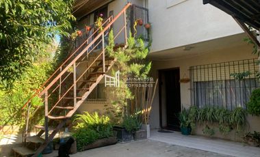 Casa en venta de 7 dormitorios c/ cochera en Garín