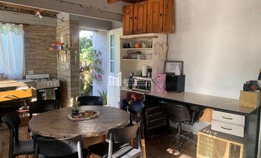 Casa en venta de 7 dormitorios c/ cochera en Garín