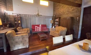 Casa en venta de 3 dormitorios c/ cochera en Ingeniero Maschwitz