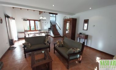 Chalet en venta en Sierra de los Padres. Gas natural. APTO CREDITO.