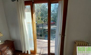 Chalet en venta en Sierra de los Padres. Gas natural. APTO CREDITO.