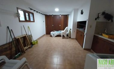 Chalet en venta en Sierra de los Padres. Gas natural. APTO CREDITO.