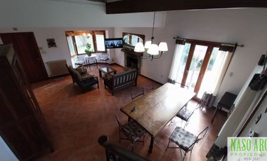 Chalet en venta en Sierra de los Padres. Gas natural. APTO CREDITO.