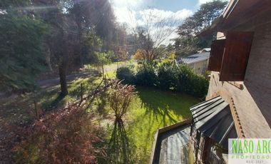 Chalet en venta en Sierra de los Padres. Gas natural. APTO CREDITO.