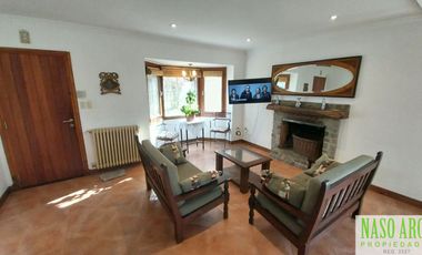 Chalet en venta en Sierra de los Padres. Gas natural. APTO CREDITO.