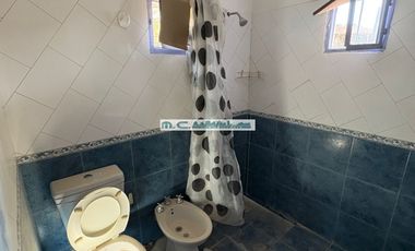 V195. ICHO CRUZ SIERRA. CASA C/PILETA, GALERIA, DOS DORMITORIOS