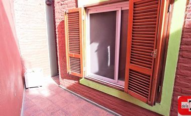 Casa en venta c/ patio, terraza y garage en Parque Patricios