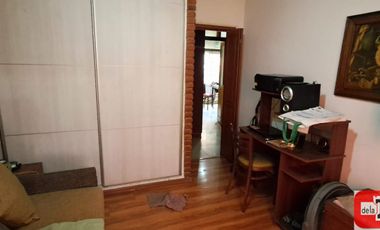 Casa en venta c/ patio, terraza y garage en Parque Patricios