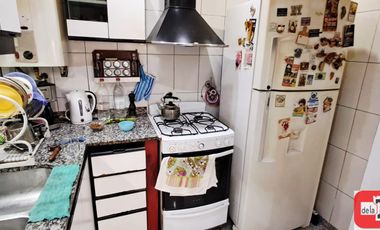 Casa en venta c/ patio, terraza y garage en Parque Patricios