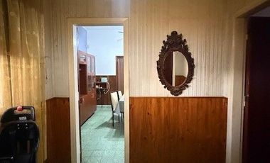 VENTA DE CASA DE 2 DORMITORIOS BERISSO APTO BANCO