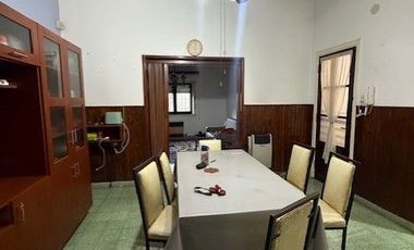 VENTA DE CASA DE 2 DORMITORIOS BERISSO APTO BANCO