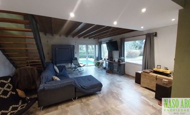 RETASADA. Propiedad de categoría en venta en Sierra de los Padres. Gas Natural