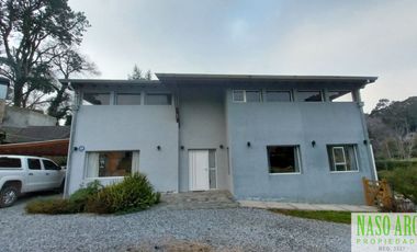 RETASADA. Propiedad de categoría en venta en Sierra de los Padres. Gas Natural