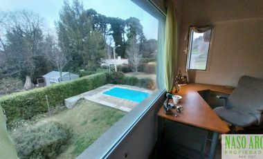 RETASADA. Propiedad de categoría en venta en Sierra de los Padres. Gas Natural