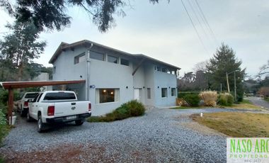 RETASADA. Propiedad de categoría en venta en Sierra de los Padres. Gas Natural