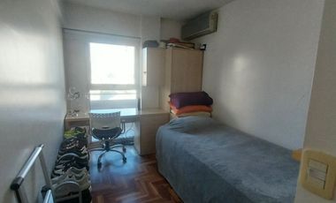 4 Ambientes con Espacio guardacoches fijo, Balcon. APTO CREDITO. Pileta. SUM